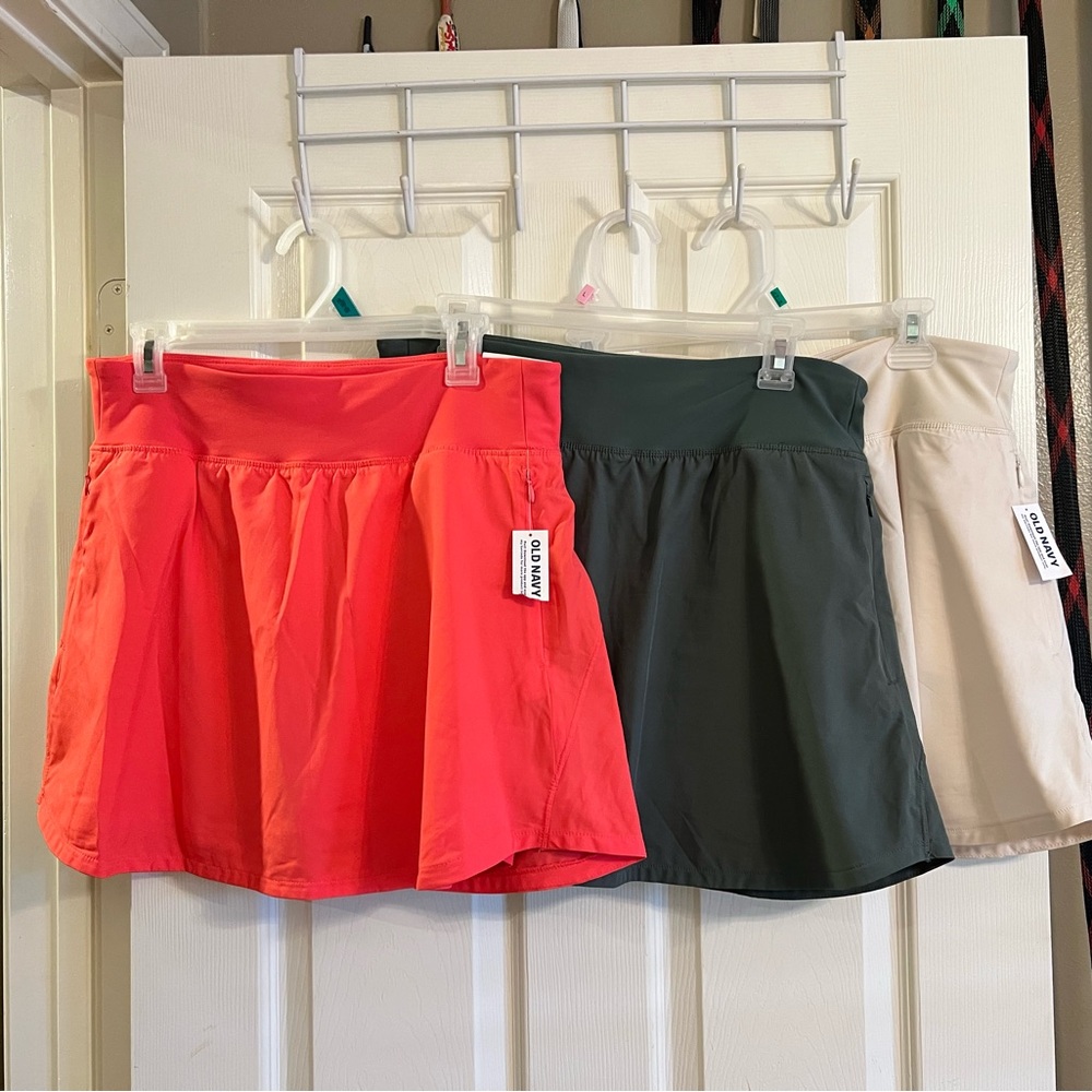 Old navy active skirt lot